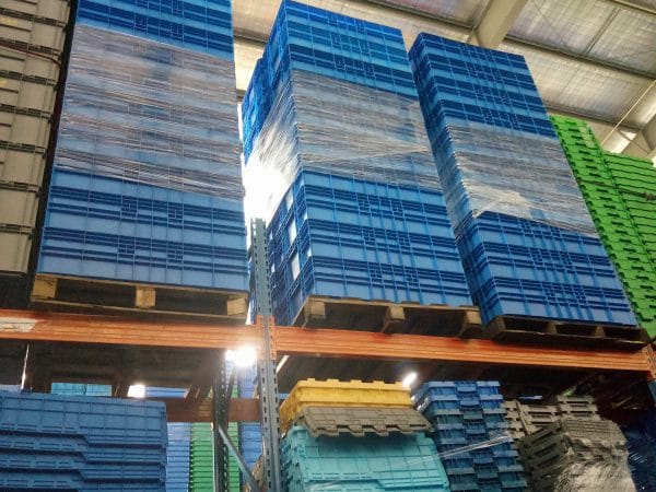 euro stacking containers with lids