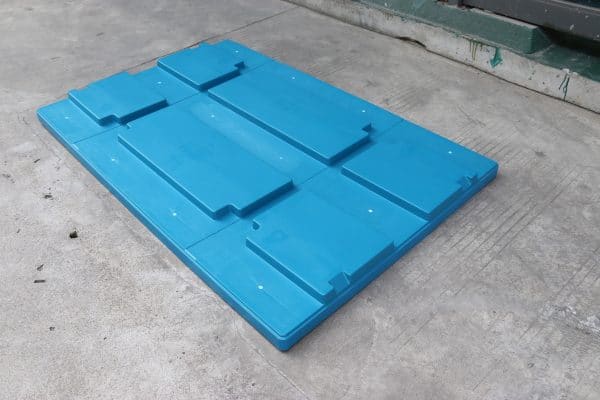 pallet containers plastic