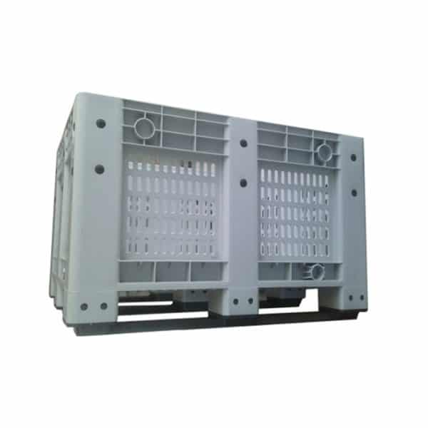 stackable pallet containers
