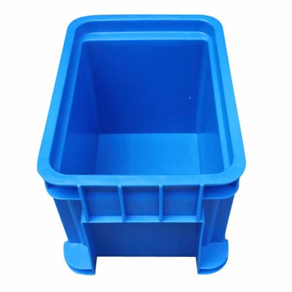 stackable plastic containers