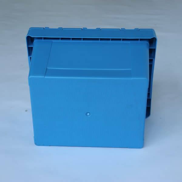 small plastic totes with lids-400-260