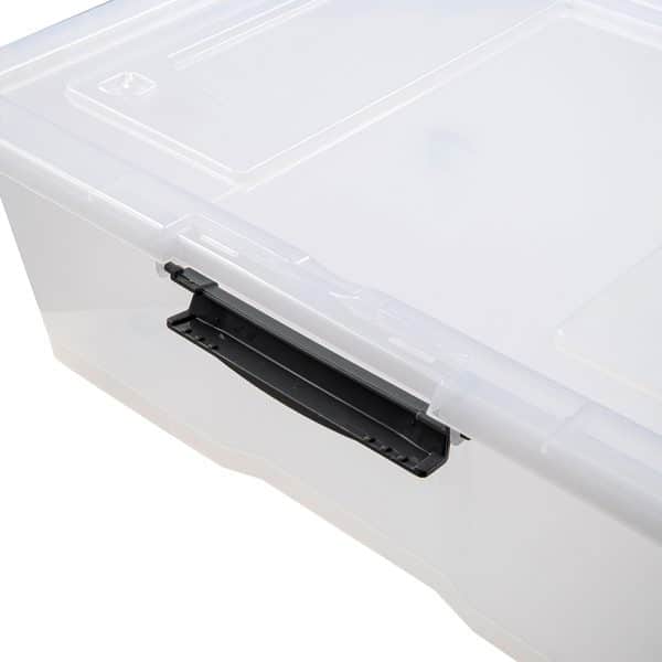 Large clear plastic totes with lids